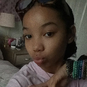 Meet your Posher, Nina